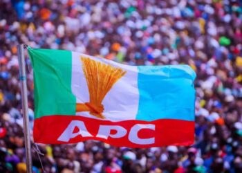 Six Rivers PDP Lawmakers Dump Party for APC, Deepening Political Shake-Up