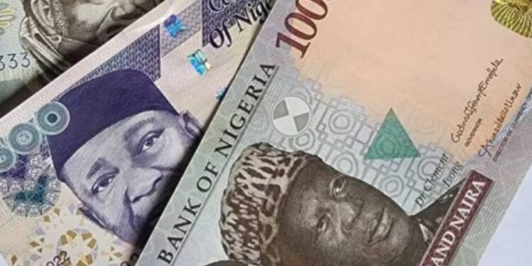 Naira Slides to Two-Month Low as Forex Traders Blame Liquidity Crunch, Weak Detty December Inflows