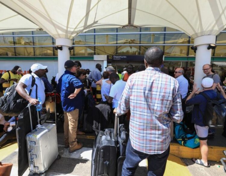 Kenya Airport Strike Grounds Flights, Strands Thousands in Nairobi